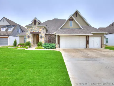 12444 S Darlington Ave, Bixby, OK 74008