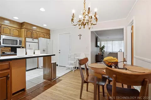 Dining - 7128 E 8th St, Tulsa, OK 74112 photo 1 of 1