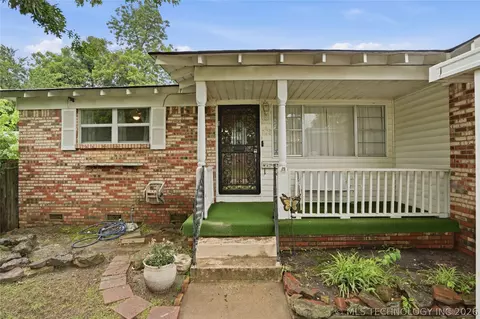 Exterior - 7128 E 8th St, Tulsa, OK 74112 photo 3 of 6