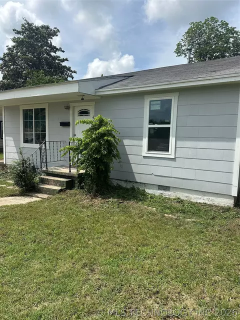 4933 W 2nd St, Tulsa, OK 74127