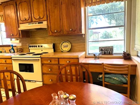 Kitchen - 01 E 965 Loop, Vian, OK 74962 photo 3 of 3