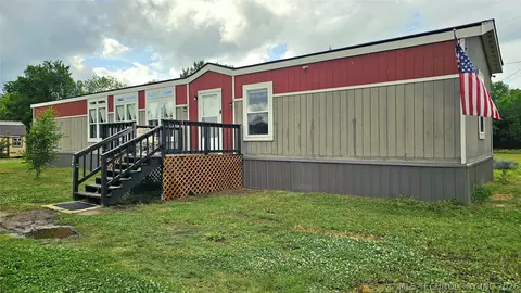 309 E Muskogee Ave, Porum, OK 74455