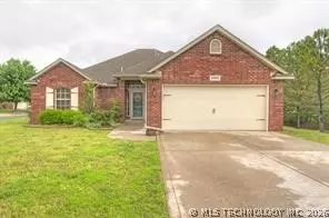 18905 E 50th Pl S, Tulsa, OK 74134