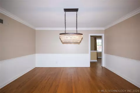 Dining - 1916 E 38th St, Tulsa, OK 74105 photo 1 of 1