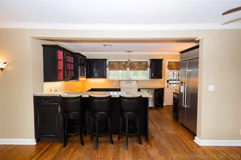 Kitchen - 1916 E 38th St, Tulsa, OK 74105 photo 2 of 3