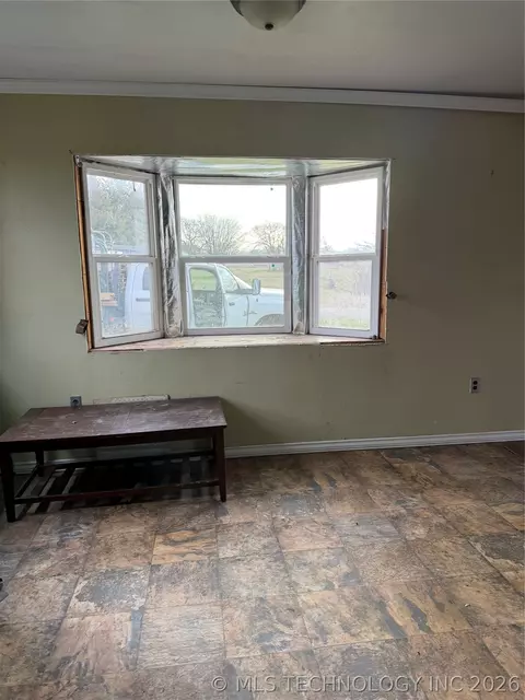 Living - 517 E 3rd St, Okmulgee, OK 74447 photo 2 of 2
