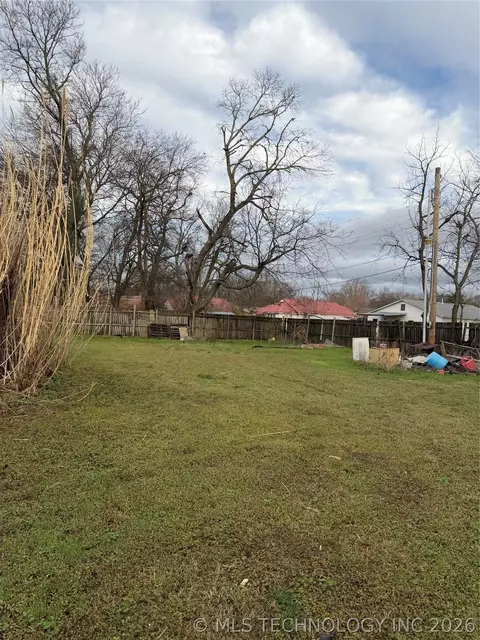 Other - 517 E 3rd St, Okmulgee, OK 74447 photo 1 of 2