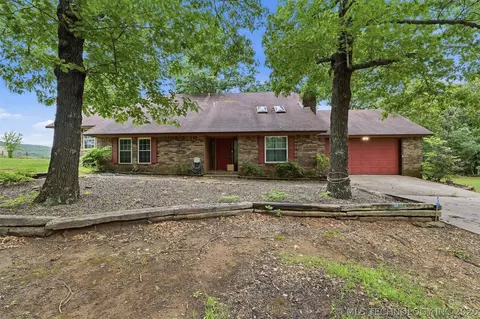 471322 E 844 Rd, Stilwell, OK 74960