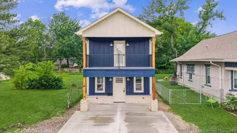 1305 W Lillian St, Claremore, OK 74017