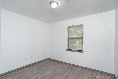 Bedroom - 724 Oklahoma, Morrison, OK 73061 photo 2 of 4