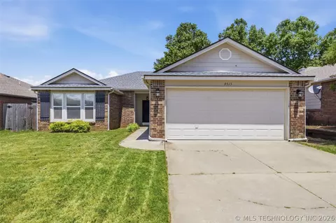 9515 E 97th St N, Owasso, OK 74055