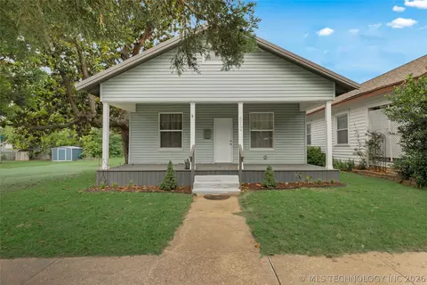 512 N Main St, Sand Springs, OK 74063