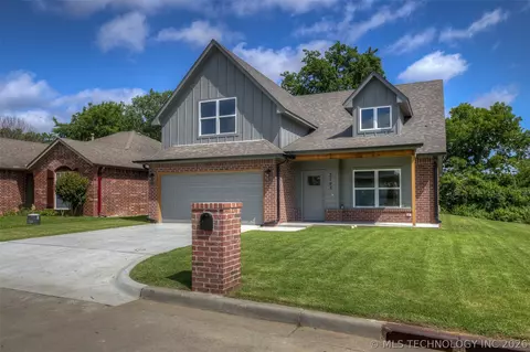 2703 W 65th Pl S, Tulsa, OK 74132