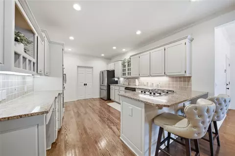 Kitchen - 9152 E 103rd St, Tulsa, OK 74133 photo 3 of 7