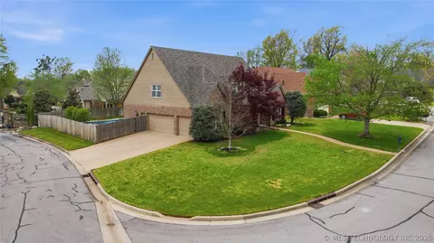 View/Area - 9152 E 103rd St, Tulsa, OK 74133 photo 3 of 3
