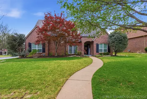 Exterior - 9152 E 103rd St, Tulsa, OK 74133 photo 2 of 5
