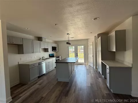 Kitchen - 1019 E 5th, Cushing, OK 74023 photo 5 of 5