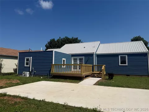 Other - 1019 E 5th, Cushing, OK 74023 photo 1 of 4
