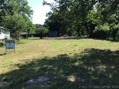 710 S 1st, Davis, OK 73030