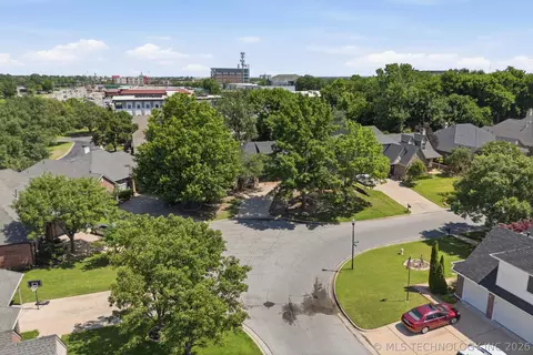 View/Area - 9809 E 83rd Pl, Tulsa, OK 74133 photo 1 of 7