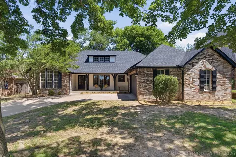Exterior - 9809 E 83rd Pl, Tulsa, OK 74133 photo 9 of 9