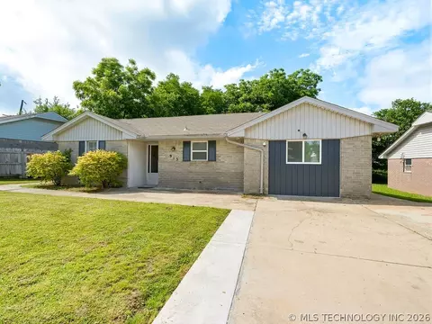 915 W 23rd, Ada, OK 74820