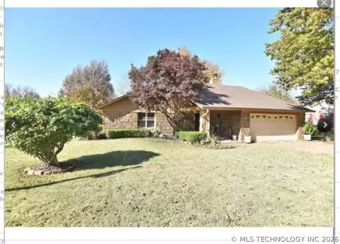 7308 S Oak Ave, Broken Arrow, OK 74011