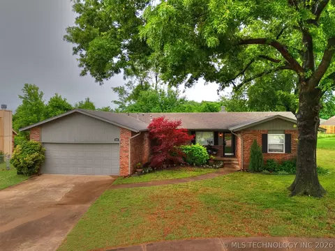 304 W Key West St, Broken Arrow, OK 74011