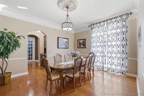 Dining - 3502 E 102nd Pl, Tulsa, OK 74137 photo 3 of 4