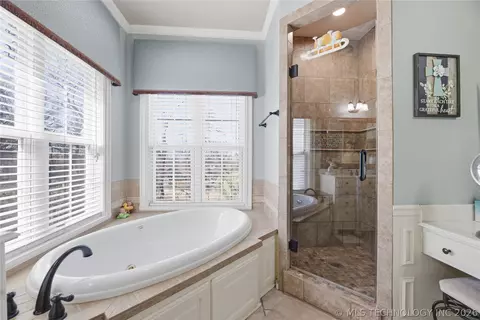 Bath - 3502 E 102nd Pl, Tulsa, OK 74137 photo 2 of 6
