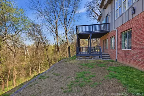 Exterior - 3502 E 102nd Pl, Tulsa, OK 74137 photo 5 of 5