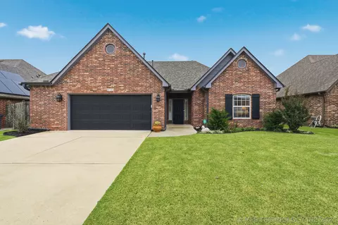 4723 S 177th East Pl, Tulsa, OK 74134