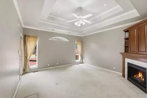 Living - 9818 E 83rd Pl, Tulsa, OK 74133 photo 6 of 6