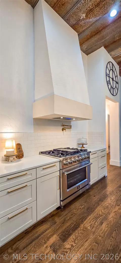 Kitchen - 418529 E 1110 Rd, Checotah, OK 74426 photo 7 of 16