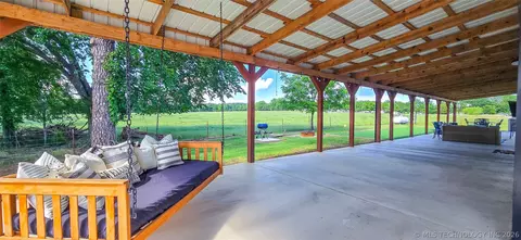 Exterior - 418529 E 1110 Rd, Checotah, OK 74426 photo 5 of 19