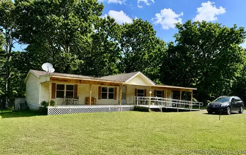 12091 N Lost City Rd, Hulbert, OK 74441