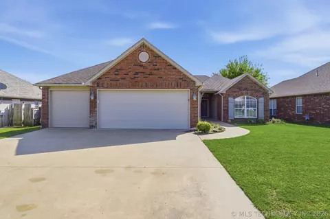 7508 N 134th East Ave, Owasso, OK 74055