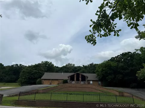 7840 S Louisville Ave, Tulsa, OK 74136