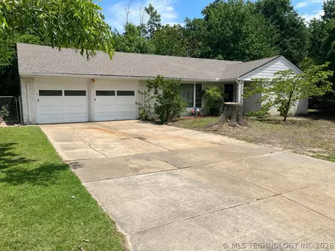 4005 S New Haven Ave, Tulsa, OK 74135