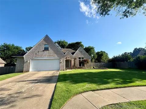 7505 E Ft Worth Pl, Broken Arrow, OK 74014