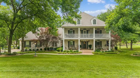 9835 E Shadowlake Dr, Claremore, OK 74017