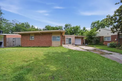 7862 E Marshall St, Tulsa, OK 74115
