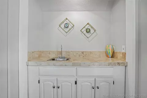 Other - 9934 E 97th St, Tulsa, OK 74133 photo 4 of 12