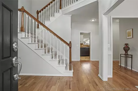 Entry Way - 9934 E 97th St, Tulsa, OK 74133 photo 1 of 2