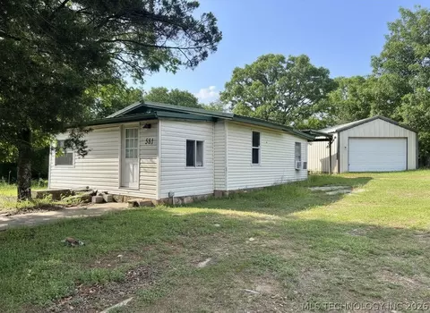 581 Dozer Bnd, Eufaula, OK 74432