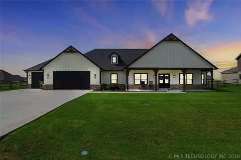 106 W 167th St S, Glenpool, OK 74033