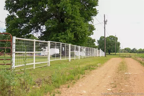 Undisclosed, Hulbert, OK 74441 photo 15
