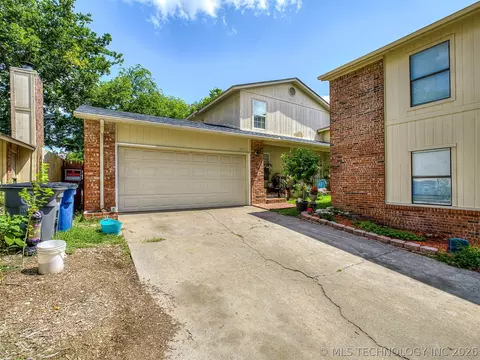 Exterior - 13033 E 28th Pl, Tulsa, OK 74134 photo 14 of 16