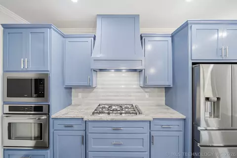Kitchen - 9108 E 77th St, Tulsa, OK 74133 photo 4 of 4