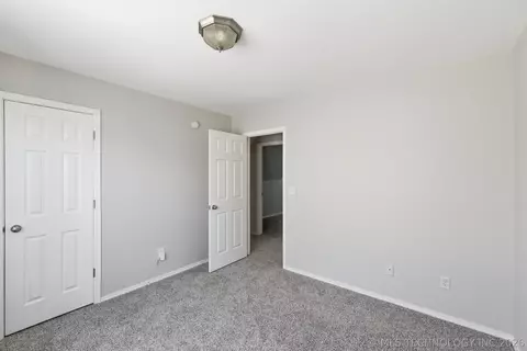 Bedroom - 9108 E 77th St, Tulsa, OK 74133 photo 6 of 8